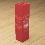 Korallenperlen Hochzeitstag Foto Weinkiste Wein-Geschenkverpackung<br><div class="desc">35. Korallenjubiläumsgeschenk Wein oder Spirituosen Box. Schöne Korallenperlen im Herzen auf roten Korallenorange mit Foto-Vorlage 35. Korallenhochzeit Weinkasten Verpackung. Passen Sie mit Ihren eigenen Empfängern Namen oder Verwandten Details und Foto an. Das 35. Jubiläum wird traditionell mit Korallen assoziiert. Aktuell liest Gratulationen Kathy und Richardo auf Ihrem Koral Hochzeit Jahrestag...</div>