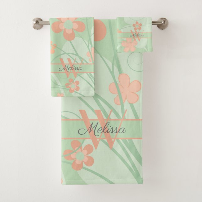 Korallenrosa Grüne Blume Frühlingsblütenmonogramm Badhandtuch Set (Insitu)