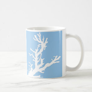 Korallenzweig - weiß auf blass blau kaffeetasse
