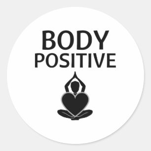 Körperpositiver friedlicher Yoga-Pose Selbstliebe Runder Aufkleber