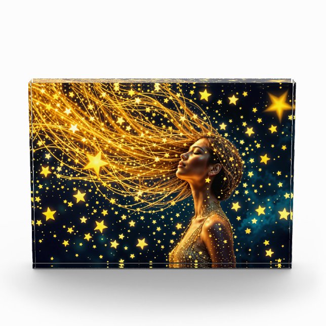 Kosmische Frau mit leuchtendem, goldgelbem Haar Fotoblock (Vorderseite)