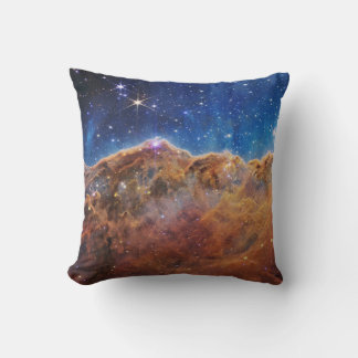 Kosmische Klippen im Carina-Nebel Kissen