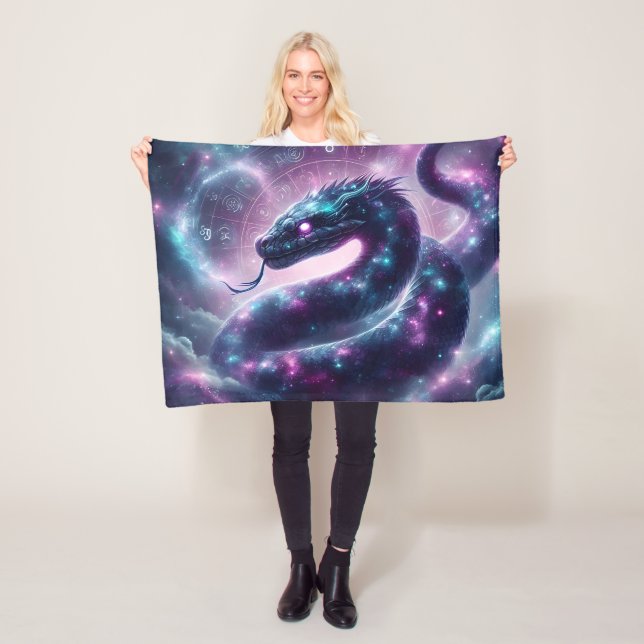 Kosmische Schlangenzodiakgalaxie Astrologie Fleecedecke (Beispiel)