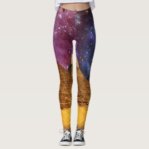 kosmischer Sturm über dem Untergrund Leggings