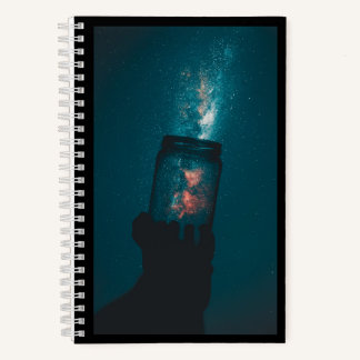 Kosmoswissenschaft in einem Jar Spiral Notebook Notizbuch