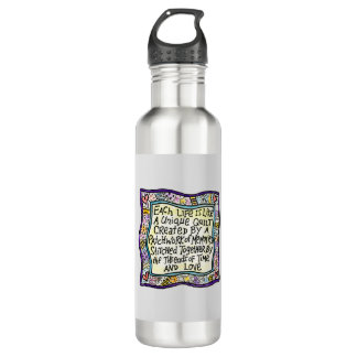 Kostenloses Design auf einer Wasserflasche Edelstahlflasche