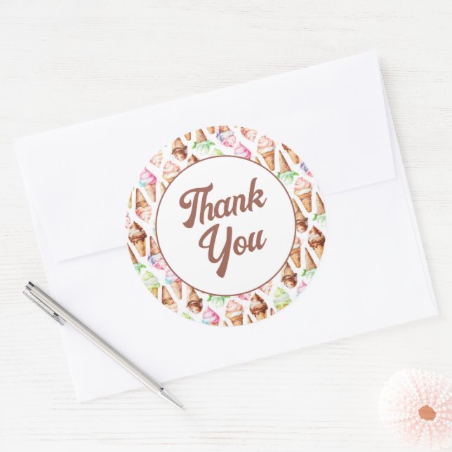 Köstliche Eiscremekonen Runder Aufkleber (Umschlag)