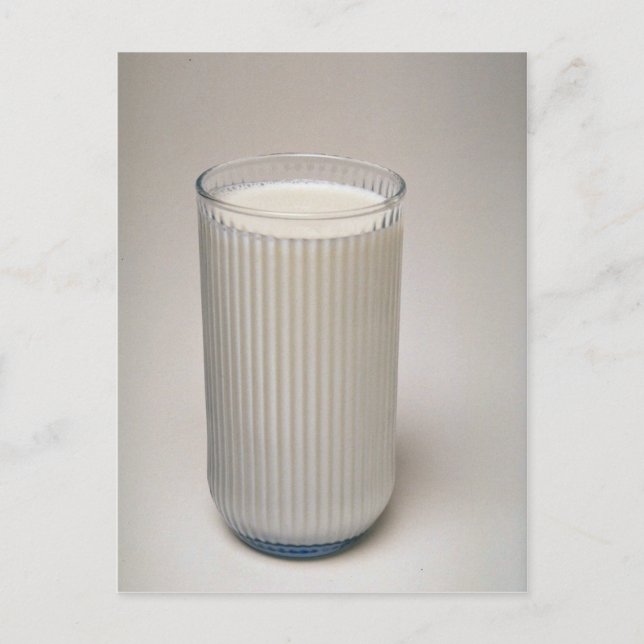 Köstliches Glas Milch Postkarte (Vorderseite)
