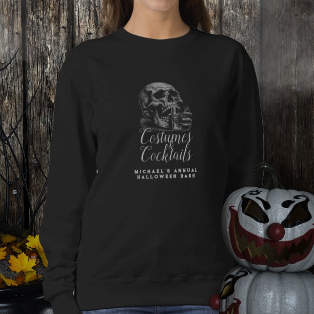 Kostüme und Cocktails - Gothic Skull Halloween Sweatshirt (Von Creator hochgeladen)