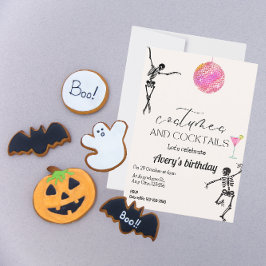 Kostüme und Cocktails Halloween-Thema Einladung