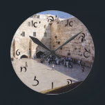 Kotel - Hebräische Schriftzeichen Runde Wanduhr<br><div class="desc">Der "Hebräische Essentials,  Consumer Marketplace" bietet ein Shopping-Erlebnis,  da Sie sonst nirgends einen finden werden. Unsere Spezialität ist Hebräisch,  und in unserem Geschäft finden Sie Hebräisch in Blockschrift,  Schrift und Rashi-Schrift. Erzählen Sie Ihren Freunden von uns und schicken Sie ihnen unseren Link: http://www.zazzle.com/HebrewNames?rf=238549869542096443* GENIESSEN SIE IHREN BESUCH!</div>