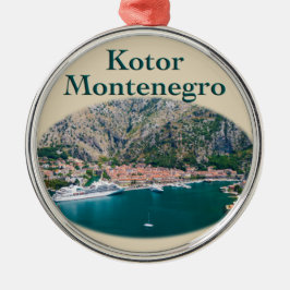 Kotor, Montenegro: Stari Grad Ornament Aus Metall