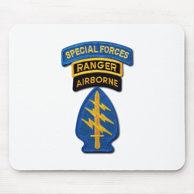 Kraft-Gruppen-grüne Barette SF SOF SFG Soc Mousepad (Vorne)