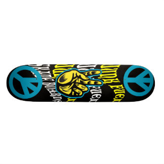 KRAM-BRENNSTOFF-FRIEDEN SKATEBOARD