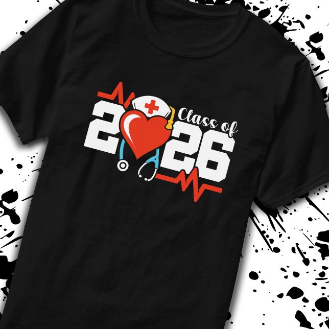 Krankenpflegeheim - Abschluss 2026 T-Shirt (Von Creator hochgeladen)