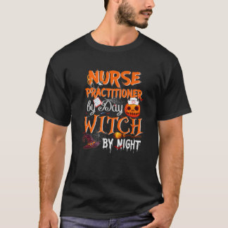 Krankenpfleger bei Tag Hexe bei Nacht T-Shirt