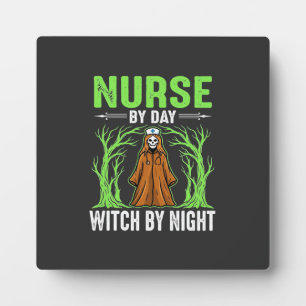 Krankenschwester bei Tag, Hexe bei Nacht Halloween Fotoplatte