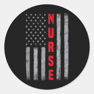Krankenschwester betrübt die Entwicklung amerikani Runder Aufkleber