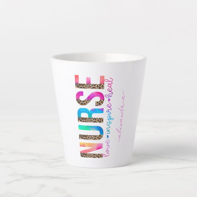 "Krankenschwester - Liebe, Inspiriert, heilen" in  Milchtasse (Vorderseite)