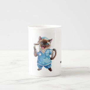 Krankenschwester mit einer Tasse Kaffee