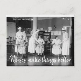 Krankenschwestern machen Dinge besser Postkarte