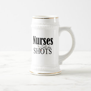 Krankenschwestern nennen die Shots Bierglas