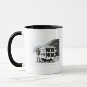 Krankenwagen-Auto auf einer der Kleinbahnen Tasse