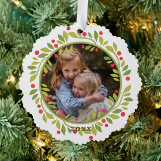 Kranz mit roten Beeren und grünen Blättern Ornament Karte