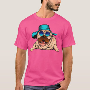 Krasser Mops rockende blaue Schattierungen und Hut T-Shirt