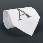 Krawatte für personalisierte Monogramm und Name<br><div class="desc">Personalisiert Monogram und Name Gift bieten personalisierte Monogramm und Namen im klassischen Serif-Schriftart-Stil. Perfekt als väterliche Tagesgeschenke für Papa, Geschenke für Trauzeuge und für alle besondere Anlass.</div>