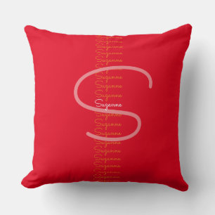kreativer Familienname Typografie rotes Monogramm Kissen