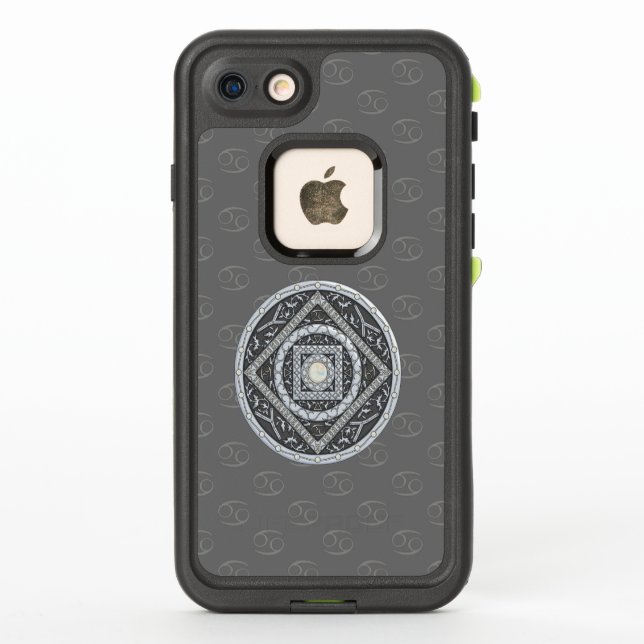 Krebs Mandala Lifeproof Case (Rückseite)