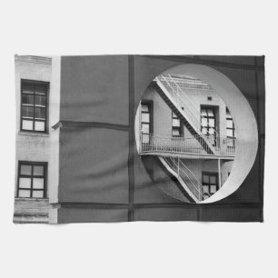 Kreis- und Linienarchitektur Schwarzweißfoto Handtuch