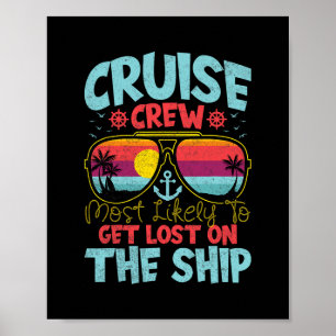 Kreuzfahrtbesatzung, die sich auf dem Schiff am wa Poster