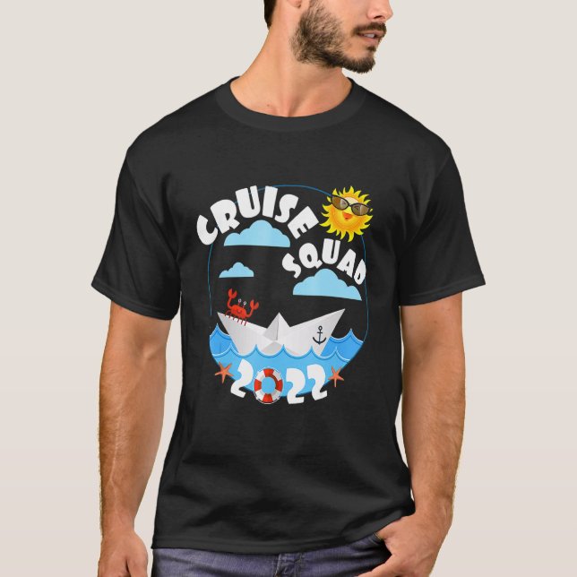 Kreuzfahrtgruppe 2022 passende Familiensgruppe mit T-Shirt (Vorderseite)