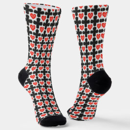 Kreuzförmiges Karomuster mit roten Herzen Socken