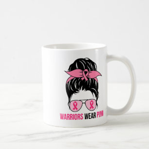 Krieger tragen pinkfarbene Mama Bun Breast Cancer Kaffeetasse