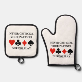 Kritisiere Deinen Partner Beim Bridge-Spielen Nie Ofenhandschuh & Topflappen-Set