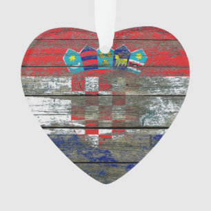 Kroatische Flagge auf rauhen Holzbrettern Effekt Ornament