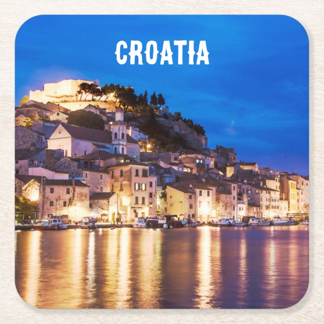 kroatische Stadt Sibenik in der Nacht Rechteckiger Pappuntersetzer (Vorderseite)