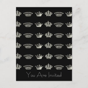 Kronenmuster in Weiß Einladungspostkarte