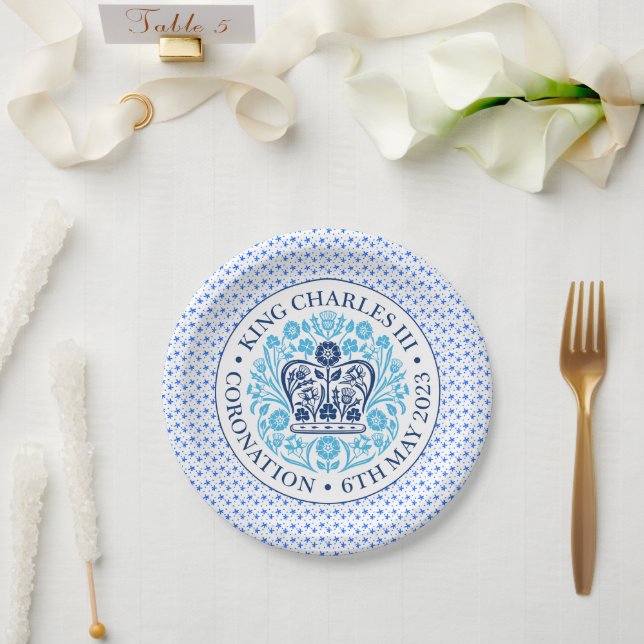 Krönungsemblem des Königs Charles III Pappteller (Hochzeit)