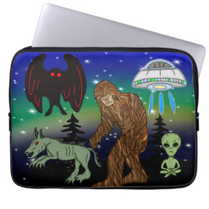Kryptid, UFO, Big Foot, Chupacabra, Alien Mothman Laptopschutzhülle