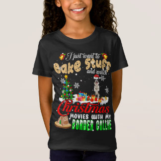 Kuchen und Weihnachtsfilme mit meinem Bord ansehen T-Shirt