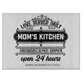 Küchenabteilung der Mama Schneidebrett