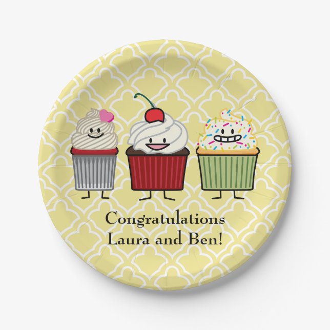 Kuchenfamilien-Zuckerguss besprüht Kirschkuchen Pappteller (Vorderseite)