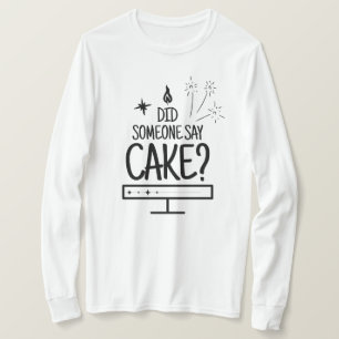 Kuchenliebhaber-Zitat Minimale schwarze Typografie T-Shirt