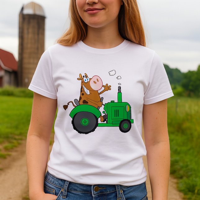 Kuh fährt einen Traktor T-Shirt (Von Creator hochgeladen)