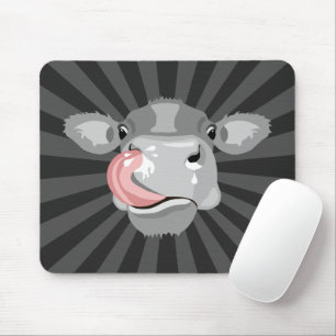 Kuh leckt Nase Mousepad
