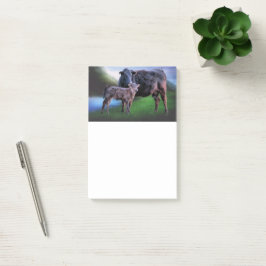 Kuh und Kalb am ruhigen See in den Hügeln von Roll Post-it Klebezettel